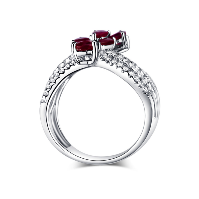 RING WITH RUBY AND DIAMOND