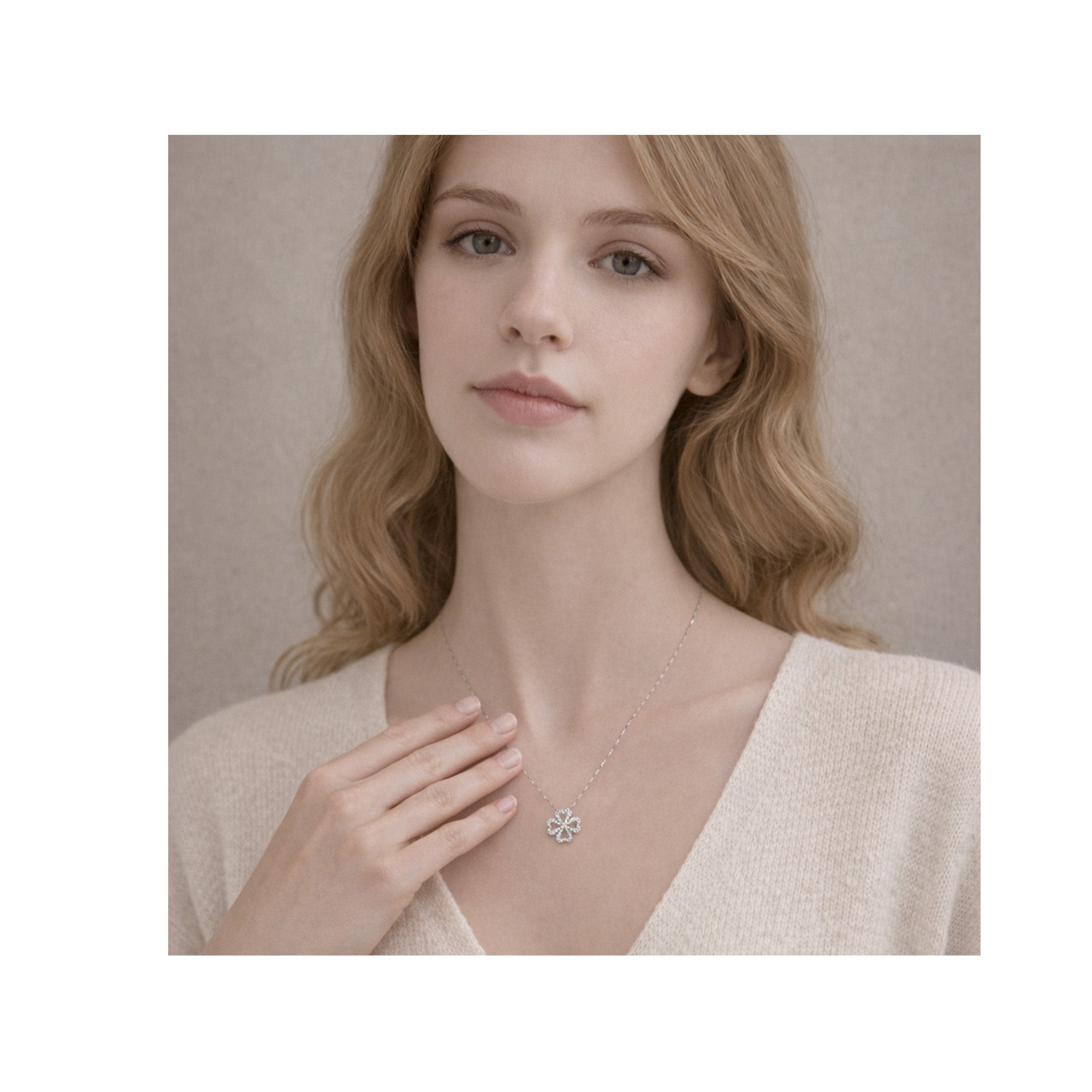 18K 密鑲鑽石四葉草吊墜