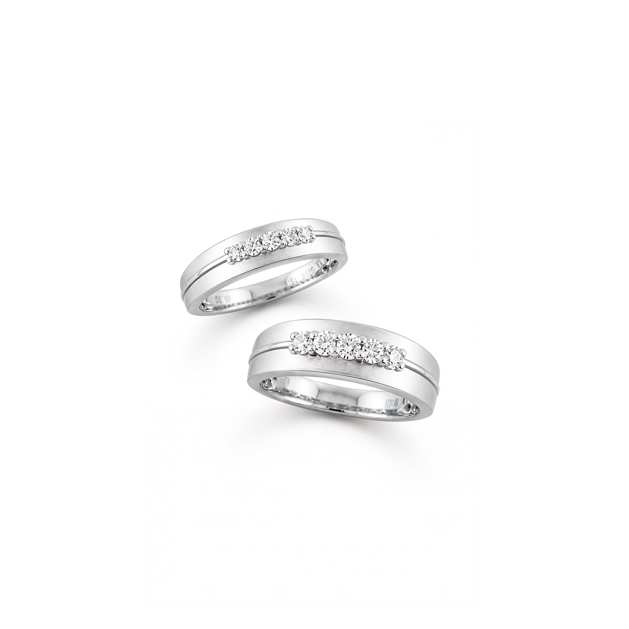 18k White Gold Matte Grooved Wedding Band with 5 Diamonds